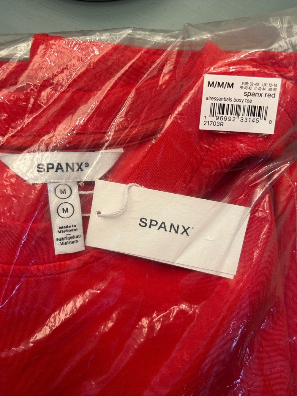 SPANX Red Crewneck Tee - Brand new in bag - Picture 2 of 3